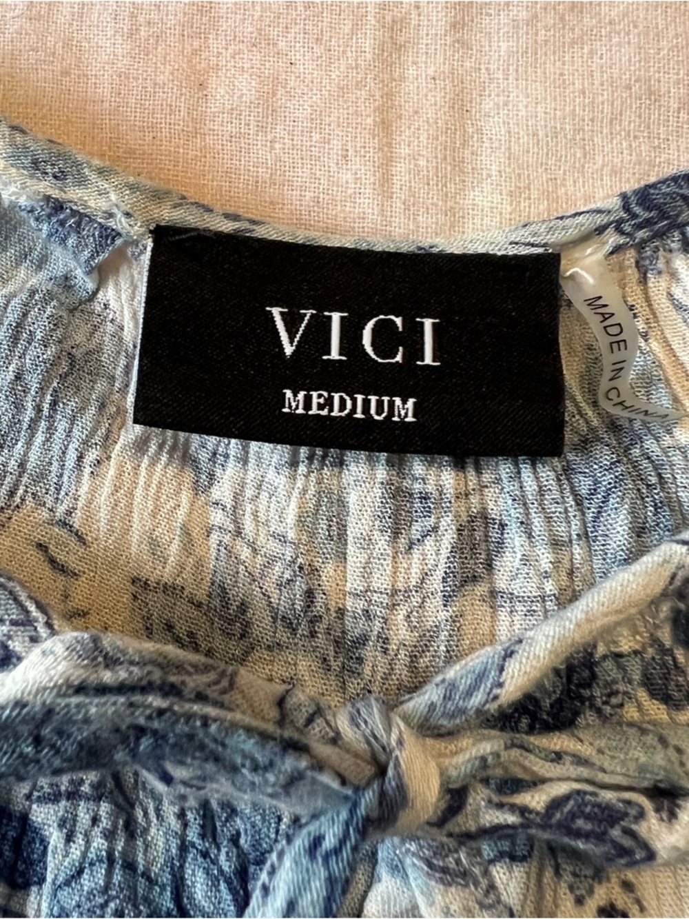 VICI White and Blue Floral Tassel Peasant Blouse - Picture 3 of 7
